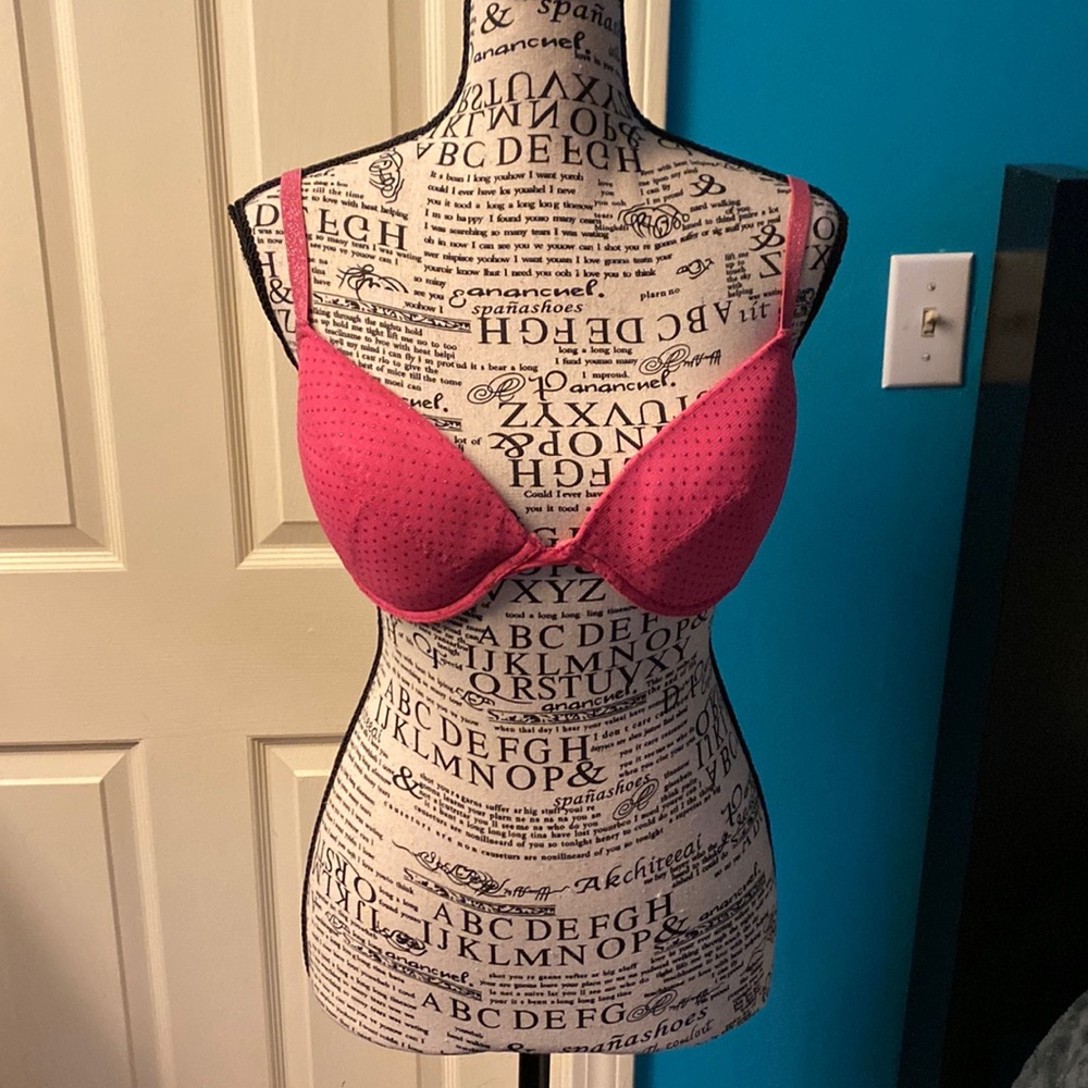 Hot pink bra from H&M